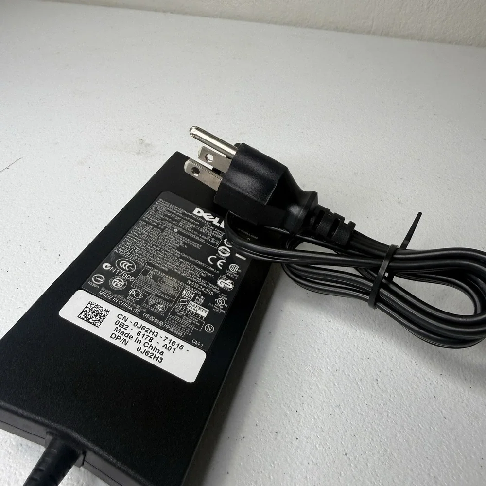 Genuine DELL 90W LA90PE1-01 AC Adapter 19.5V 4.62A Power Charger with Power Cord